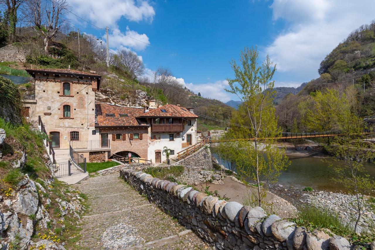 Porto Di Clanezzo Bed & Breakfast Exterior photo