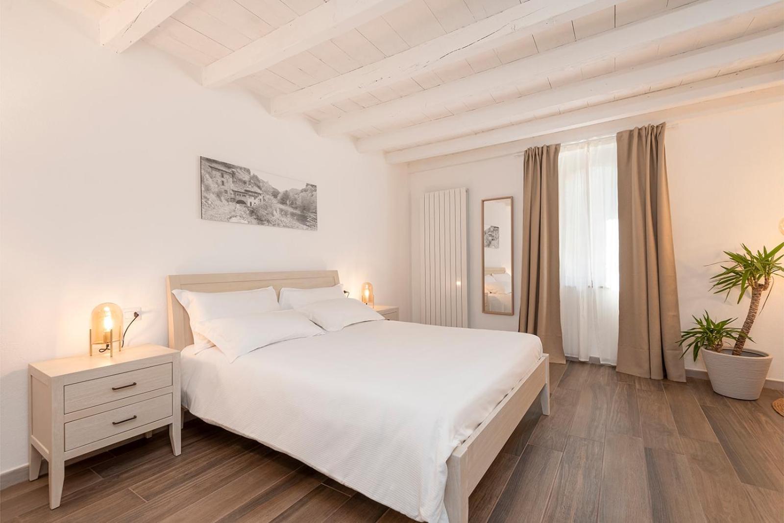 Porto Di Clanezzo Bed & Breakfast Exterior photo