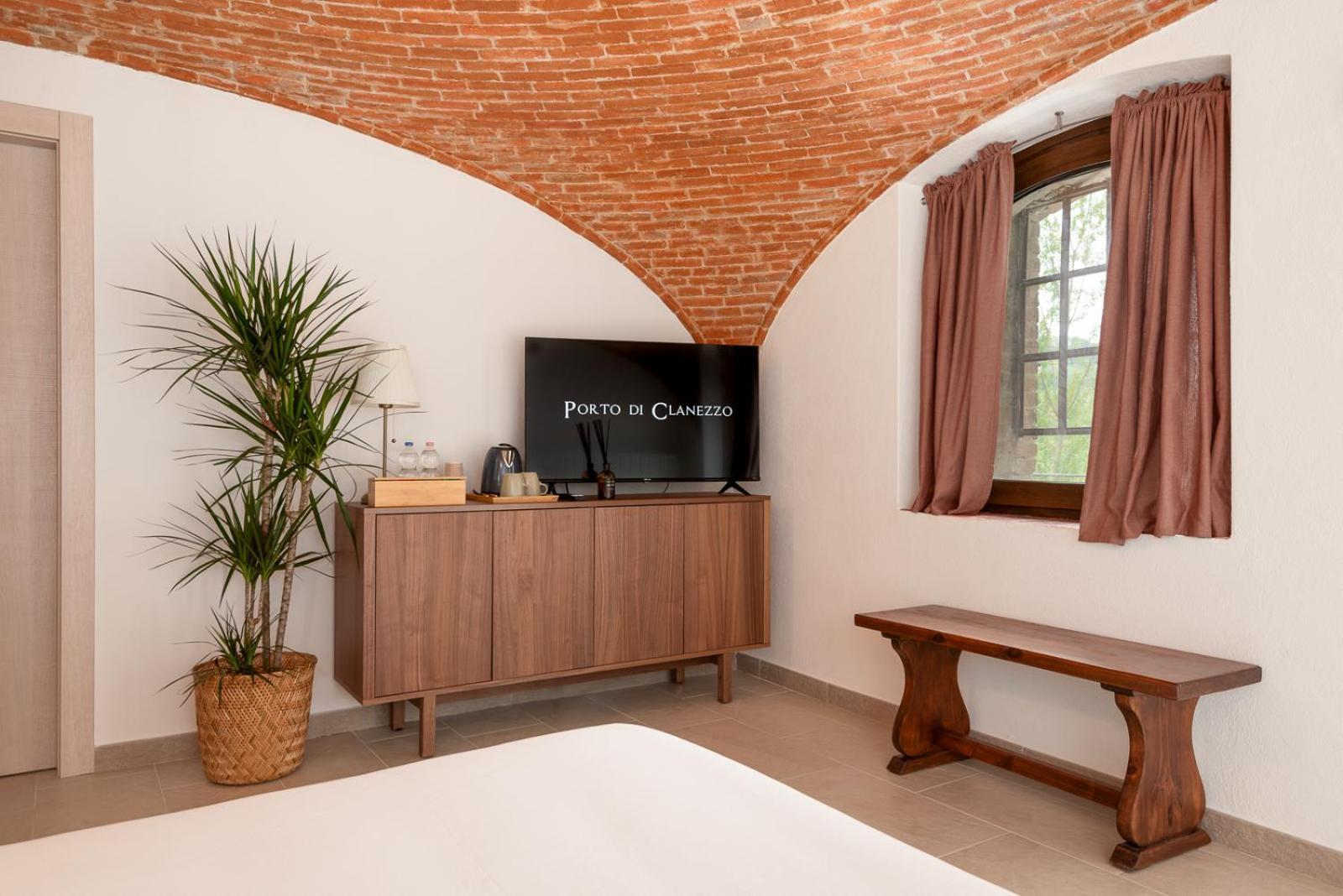 Porto Di Clanezzo Bed & Breakfast Exterior photo